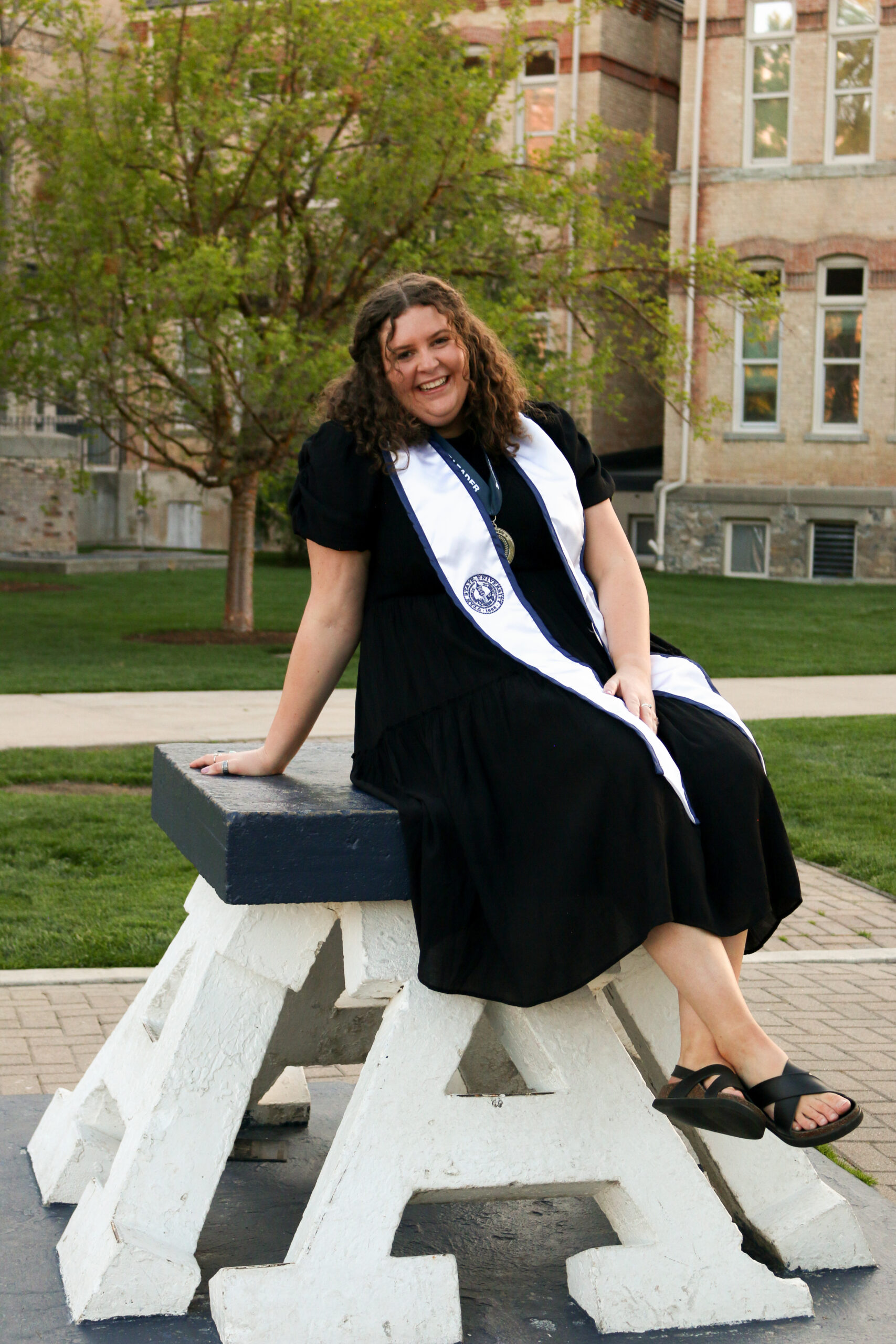 20250421-ADDISGROUPSENIORPICS-125